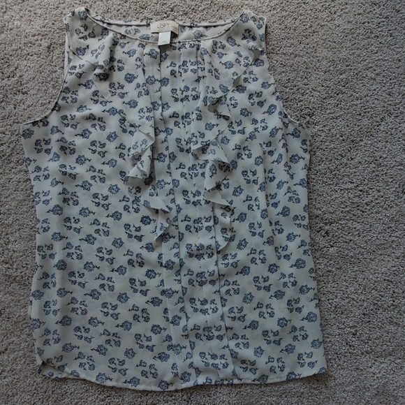 NWOT LOFT BLOUSE - Picture 2 of 5